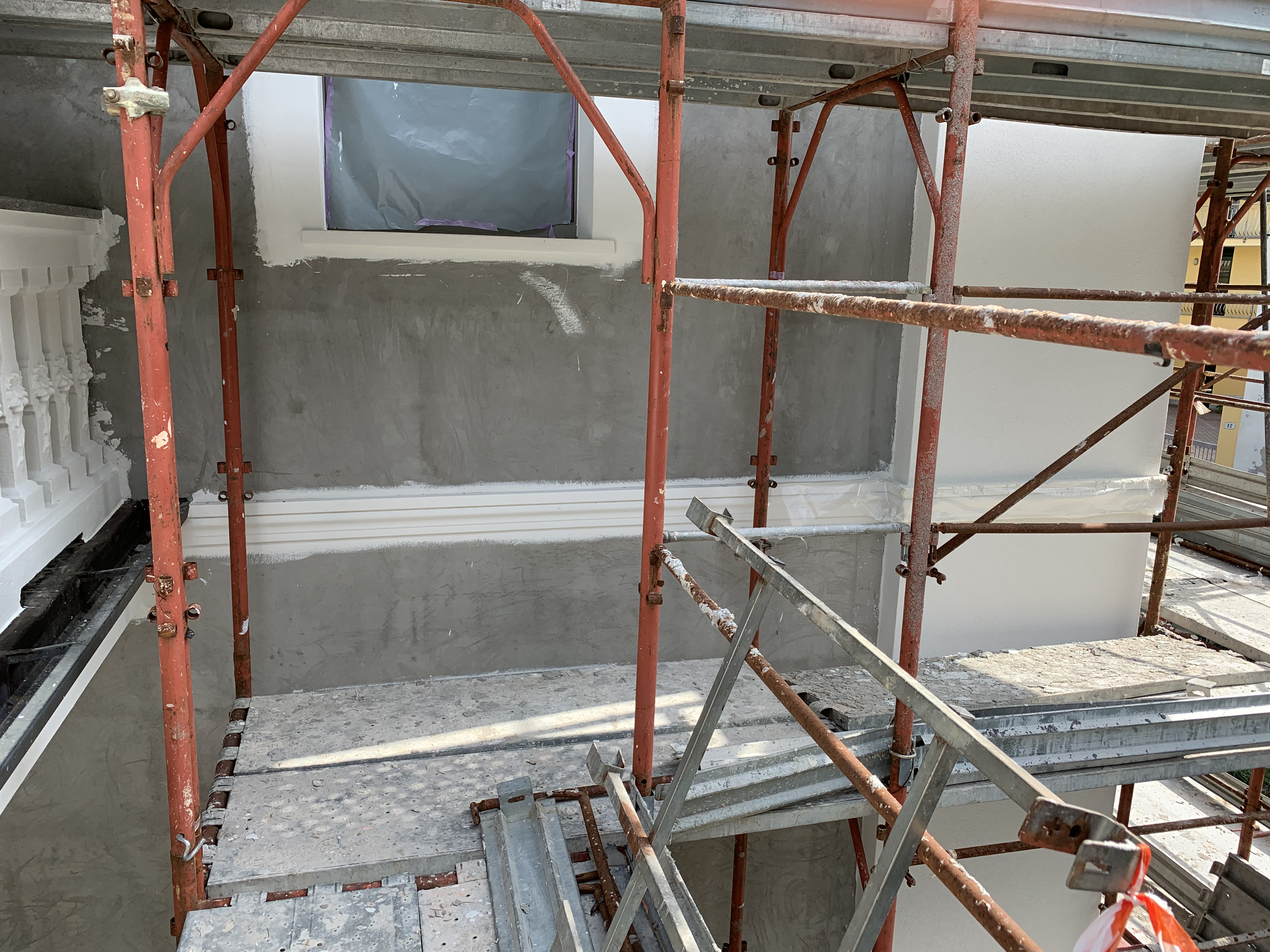 Gallarate particolore cornice .G4